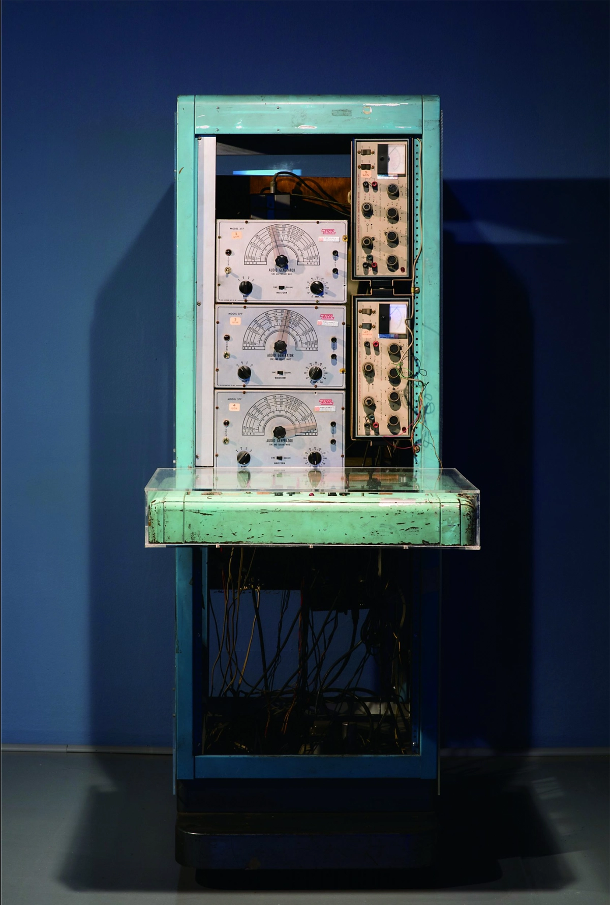 Paik-Abe Video Synthesizer